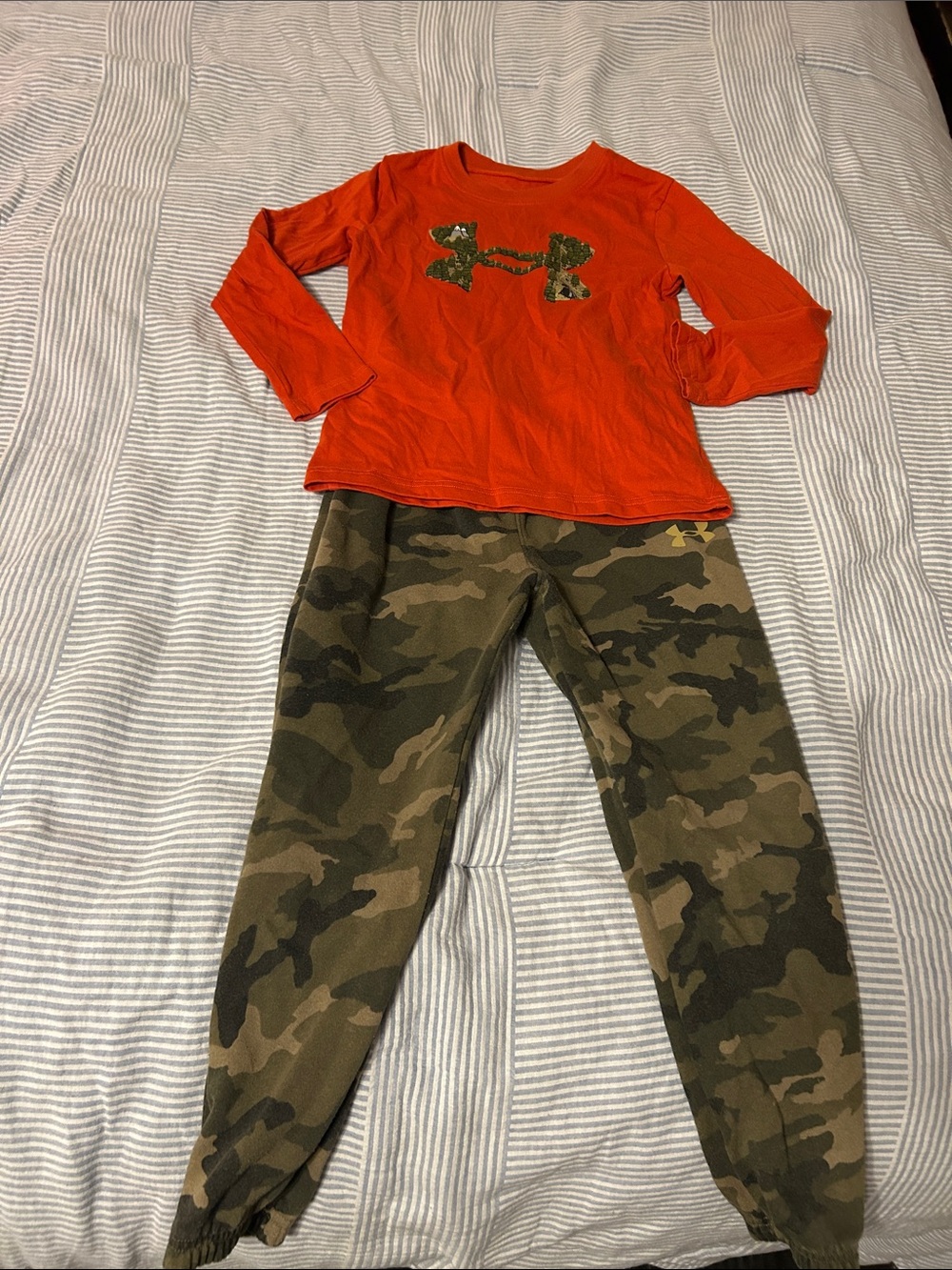Under Armour Kids Orange Long-Sleeve Top and Camo Jogger Set
